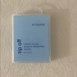 Liquid filled makeup removing swabs 24 count